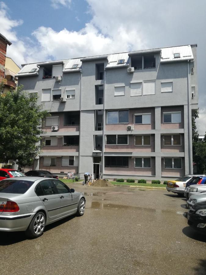 East Gate Apartment Studio Skopje Bagian luar foto